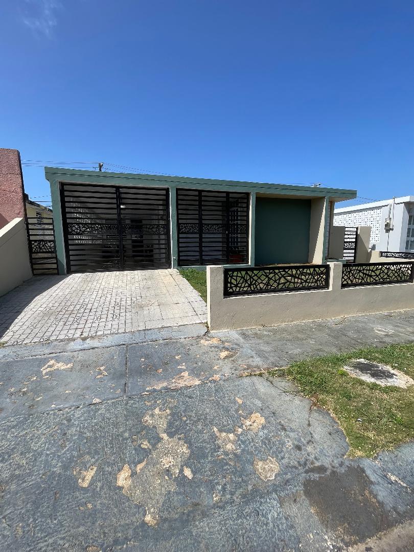 Property Gallery image 0